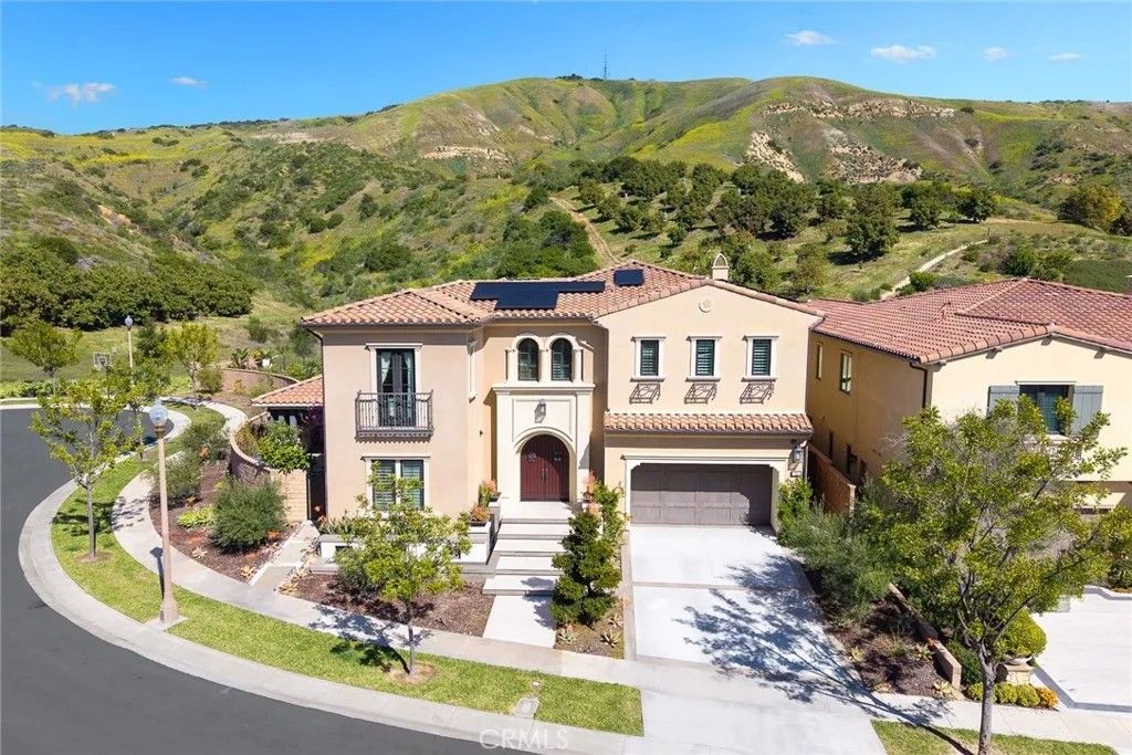 Photo of 107 Clear Falls, Irvine, CA 92602 (MLS # PW26054585)