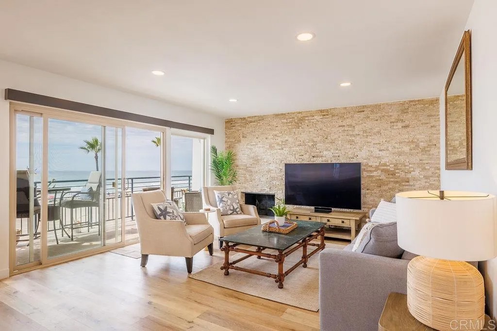 1202 PACIFIC Street 402A