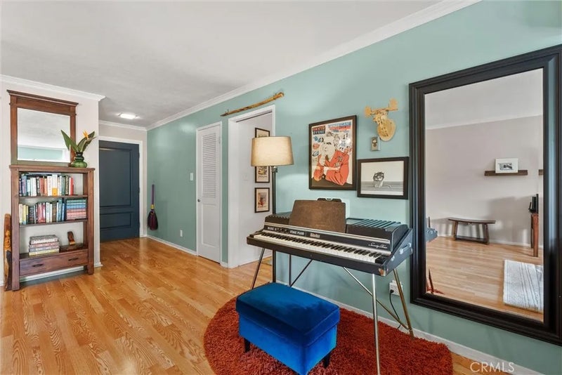 401 W 5th Street 1A