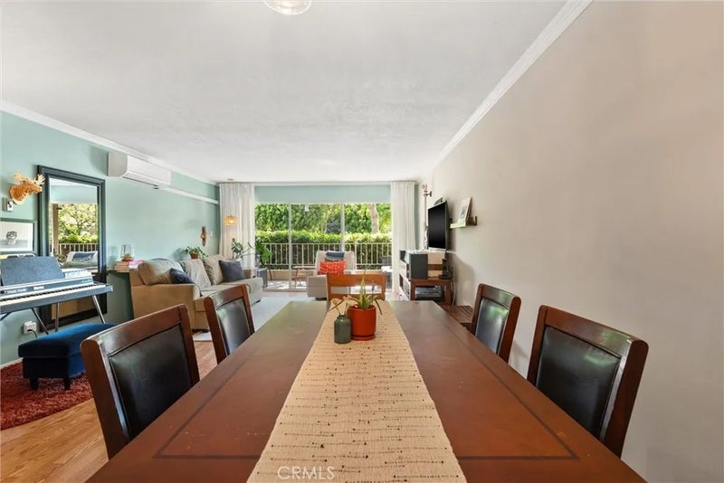 401 W 5th Street 1A