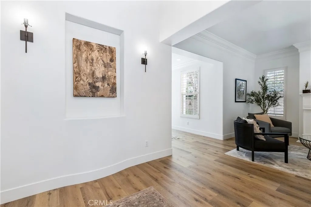 915 Vista Cerro Drive