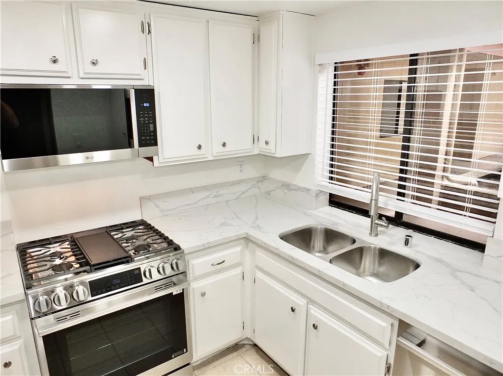 2510 E Willow 102