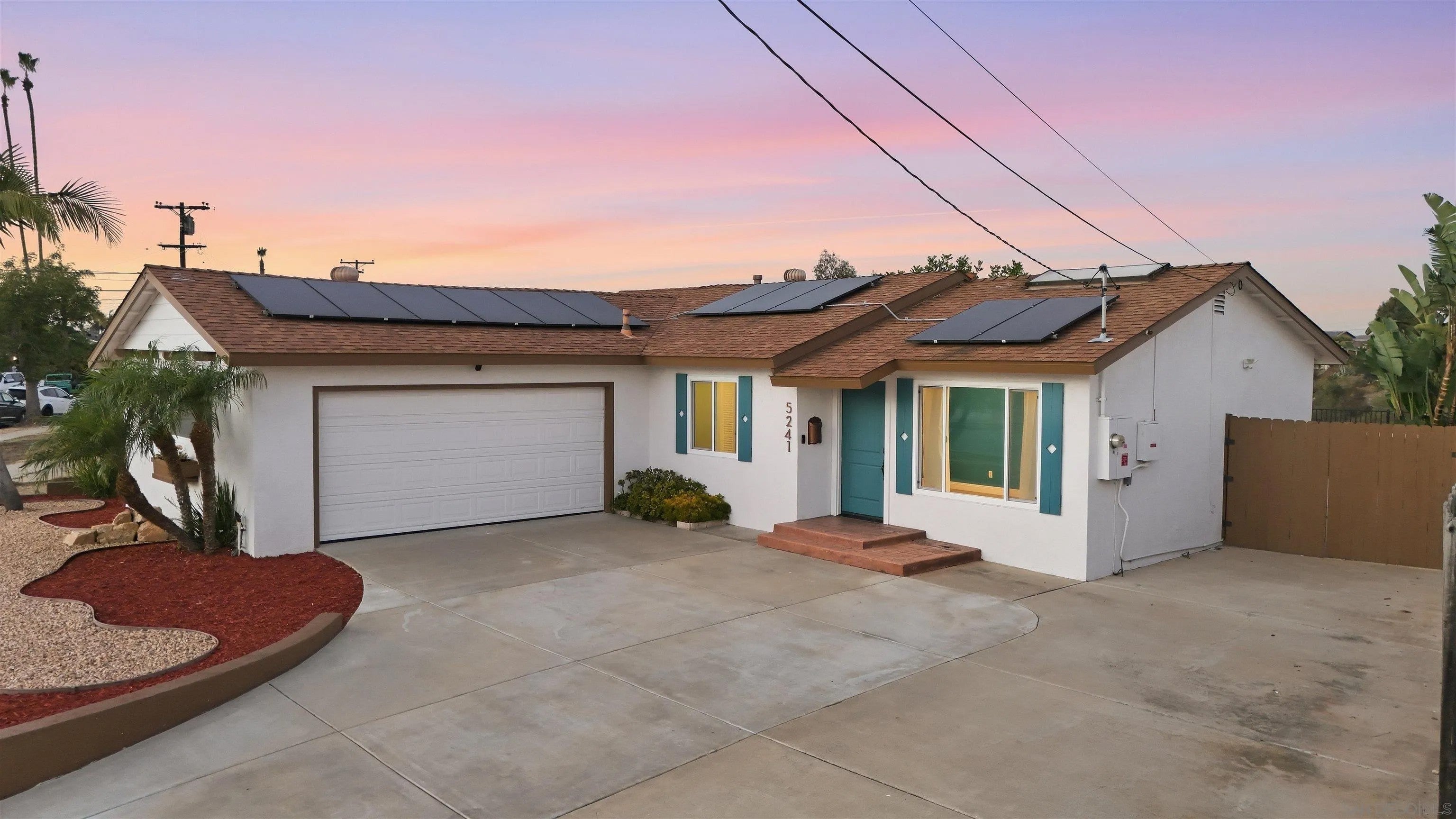 5241 Jamestown