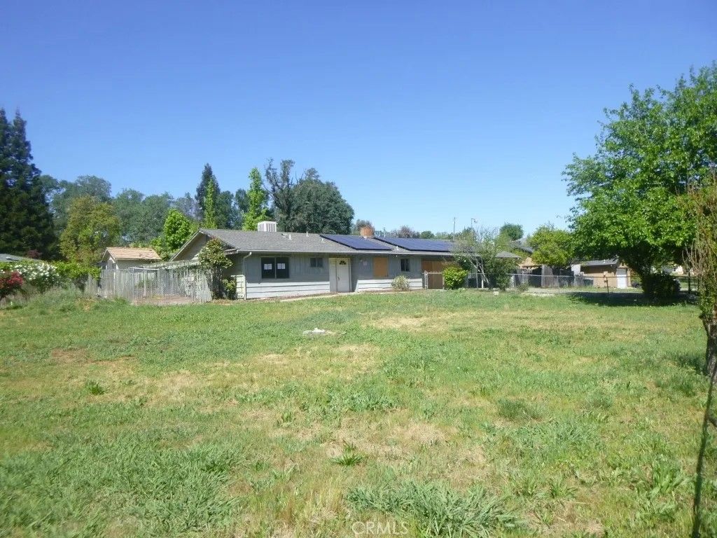 Photo of 125 Fairhill Dr, Oroville, CA 95966 (MLS # SN26073362)