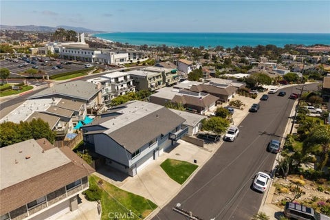 Photo of 33856 Pequito DR #B, Dana Point, CA 92629 (MLS # OC26139647)