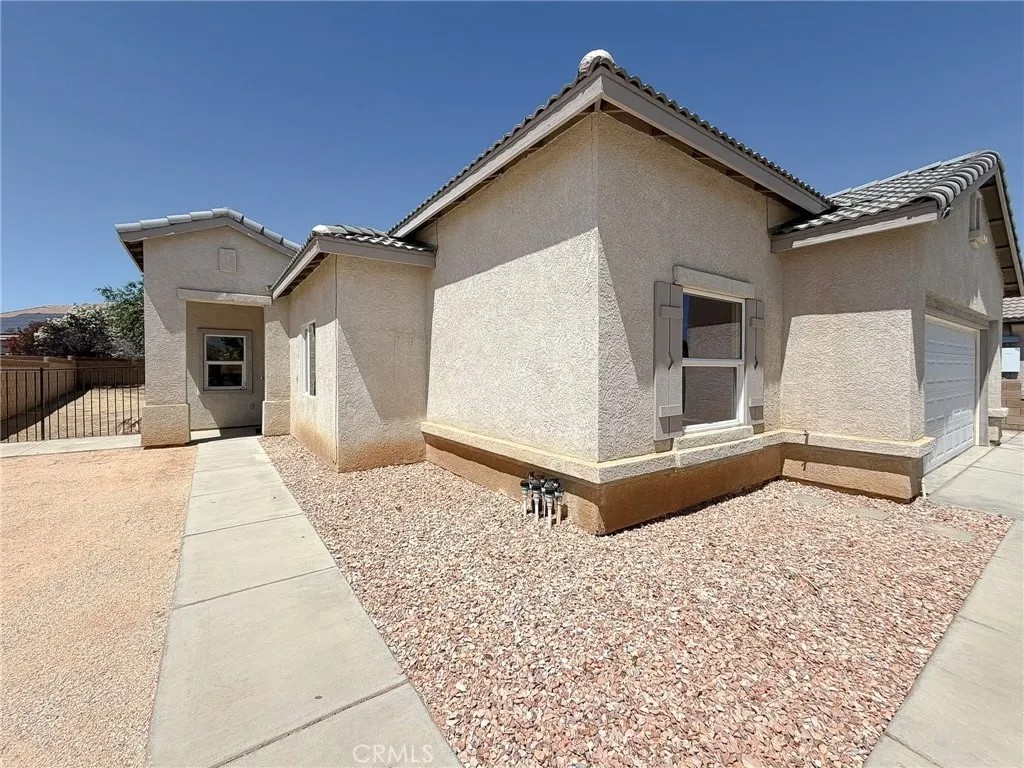 44115 Greentree Court