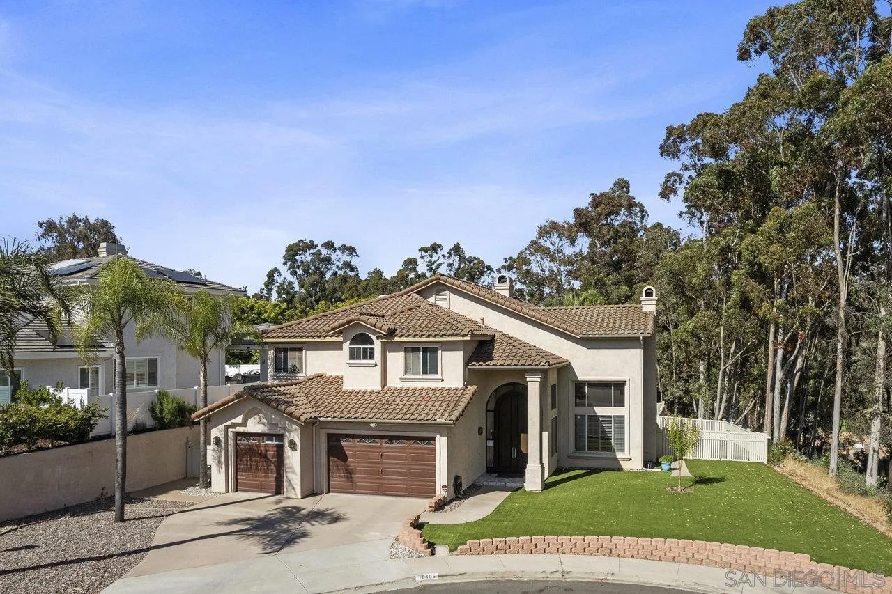 10405 White Birch Dr