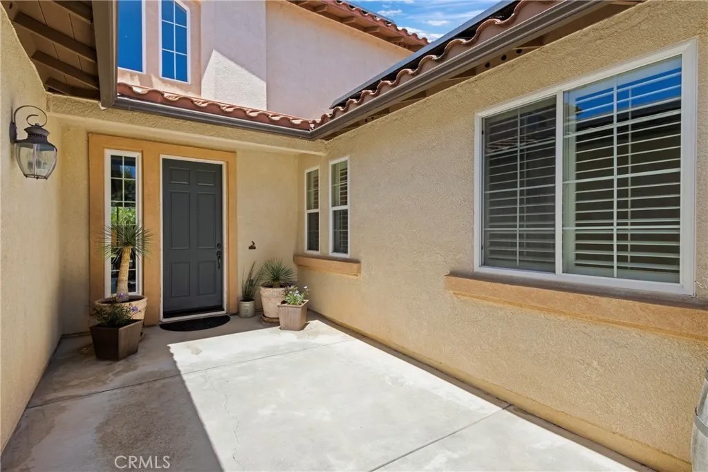 31580 Royal Oaks