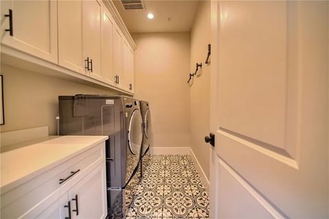 Tiny photo for 1536 Empire Drive, Lodi, CA 95242 (MLS # OR25272107)