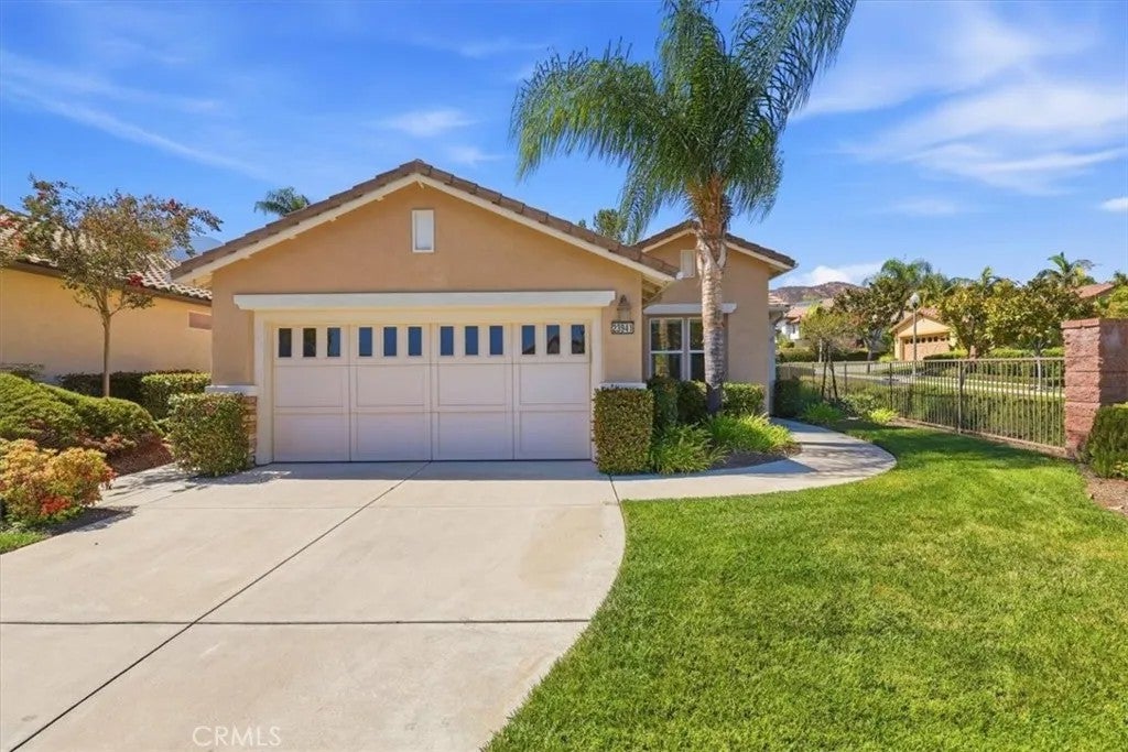 23941 Boulder Oaks