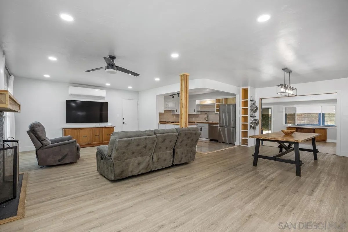 1211 E Mission Road