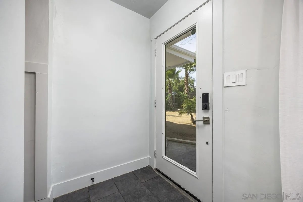 1211 E Mission Road