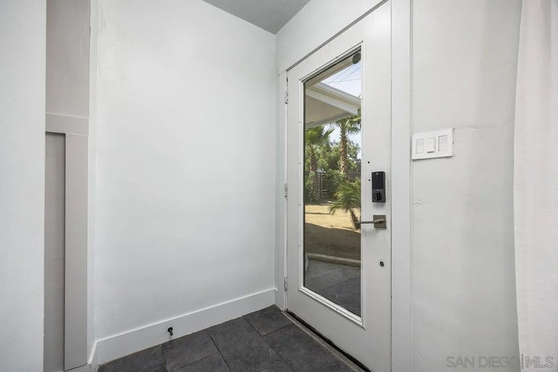 1211 E Mission Road