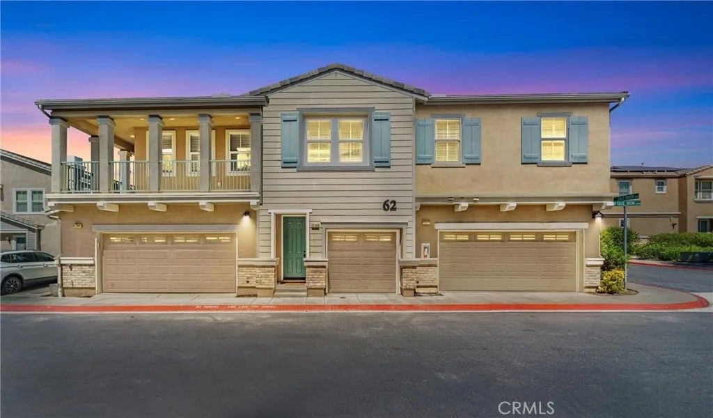 Photo of 42989 Calle Cristal, Temecula, CA 92592 (MLS # SW26072466)