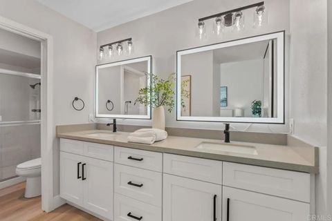 Tiny photo for 201 Meadow Vista Way, Encinitas, CA 92024 (MLS # NDP2600561)