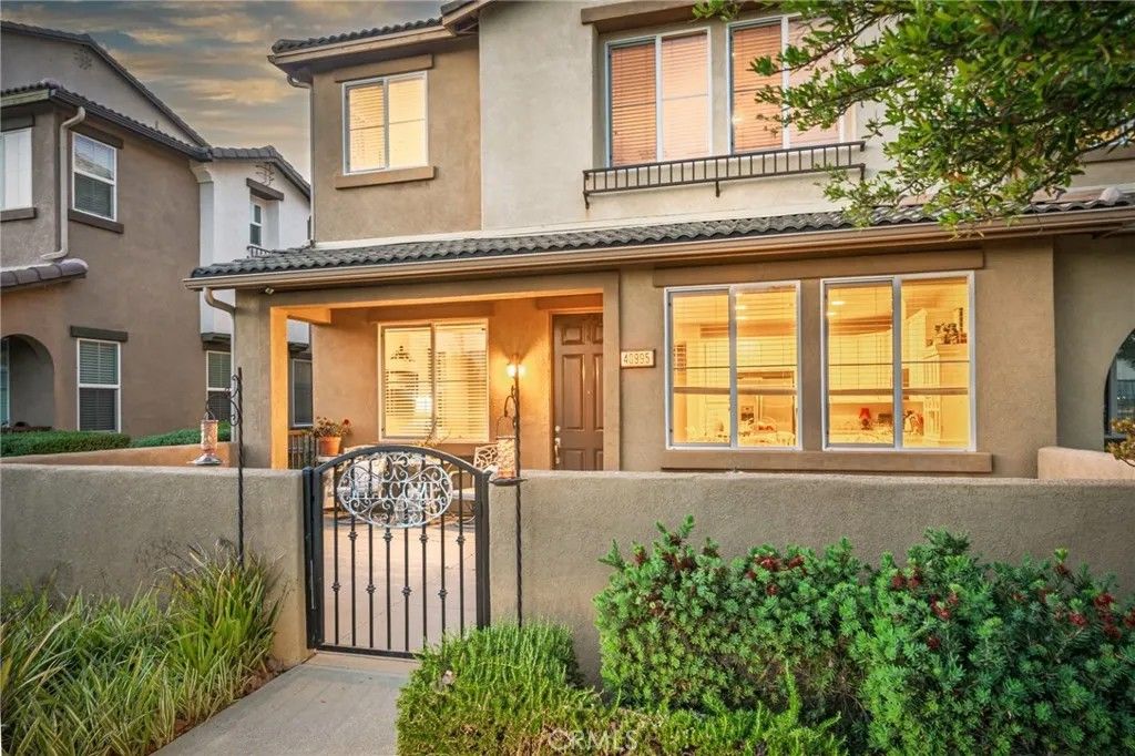 Photo of 40995 Belleray Ave, Murrieta, CA 92562 (MLS # SW26063610)