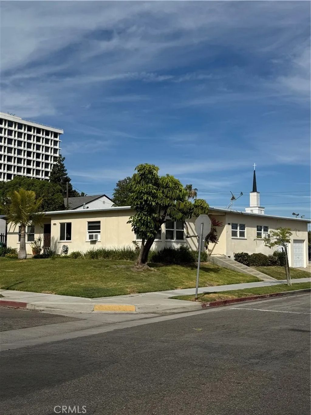 Photo of 509 E 37th St, Long Beach, CA 90807 (MLS # PW26074352)