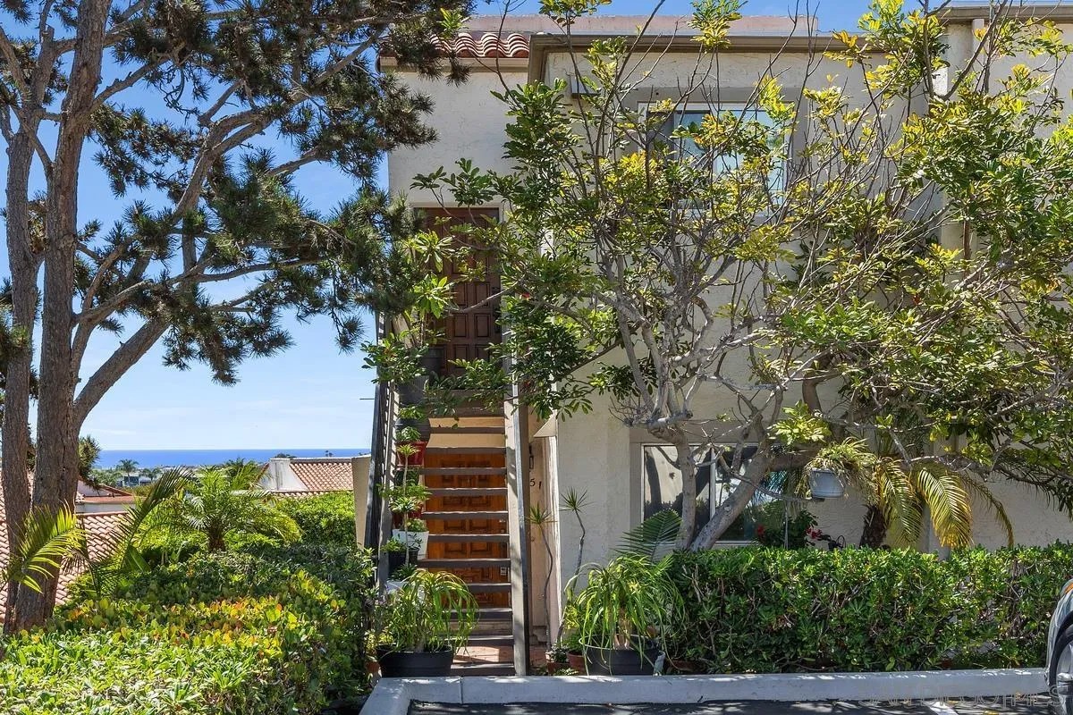 6575 Paseo Del Norte Unit I