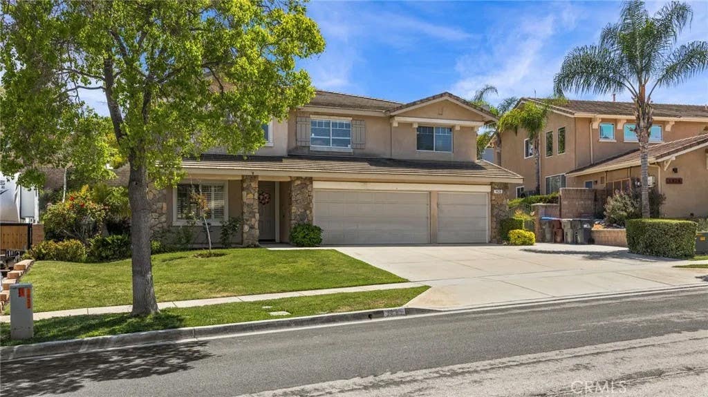 Photo of 1428 Roadrunner Drive, Corona, CA 92881 (MLS # IG26103016)