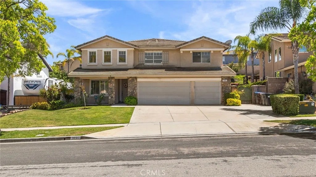 Photo of 1428 Roadrunner Drive, Corona, CA 92881 (MLS # IG26103016)