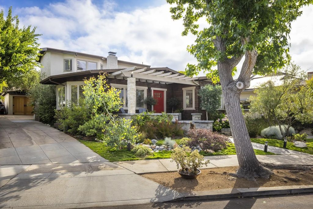 Photo of 2147 Pine St, San Diego, CA 92103 (MLS # 250042242)