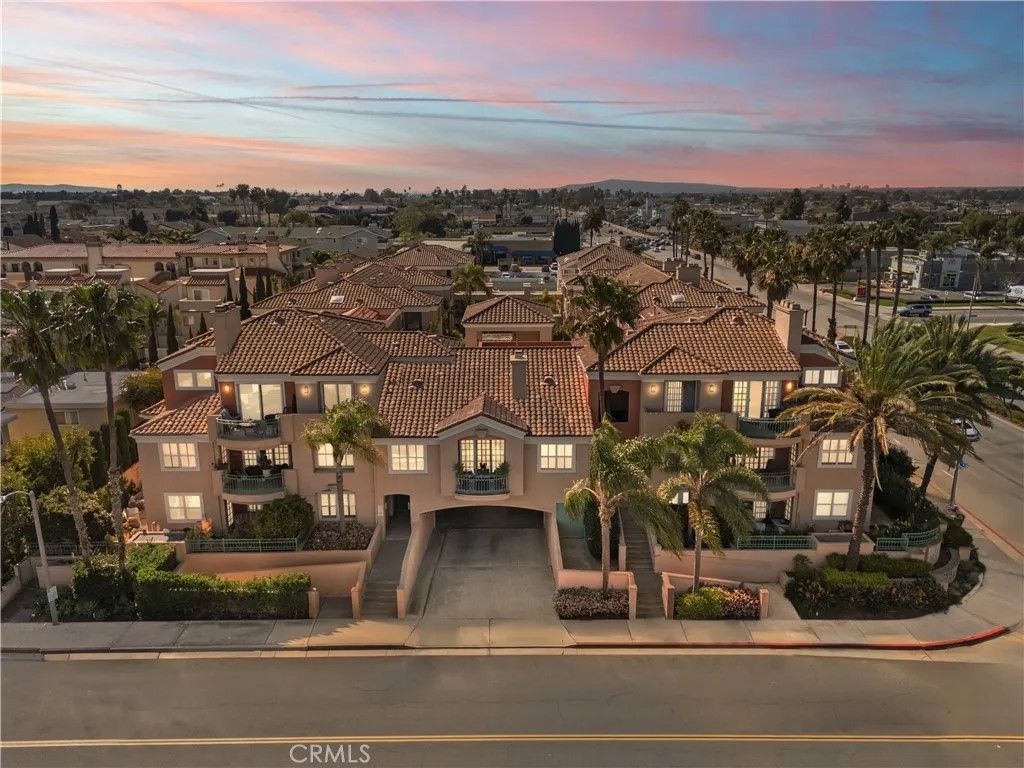 Photo of 5142 Warner Ave #209, Huntington Beach, CA 92649 (MLS # OC26044411)