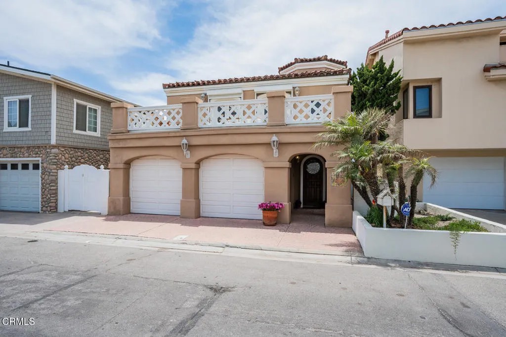 4165 Ocean Drive