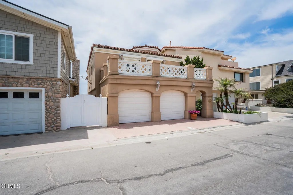 4165 Ocean Drive