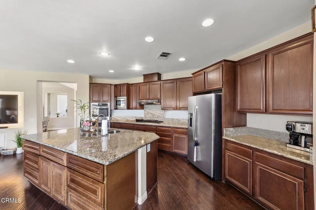 638 Edgewater Drive