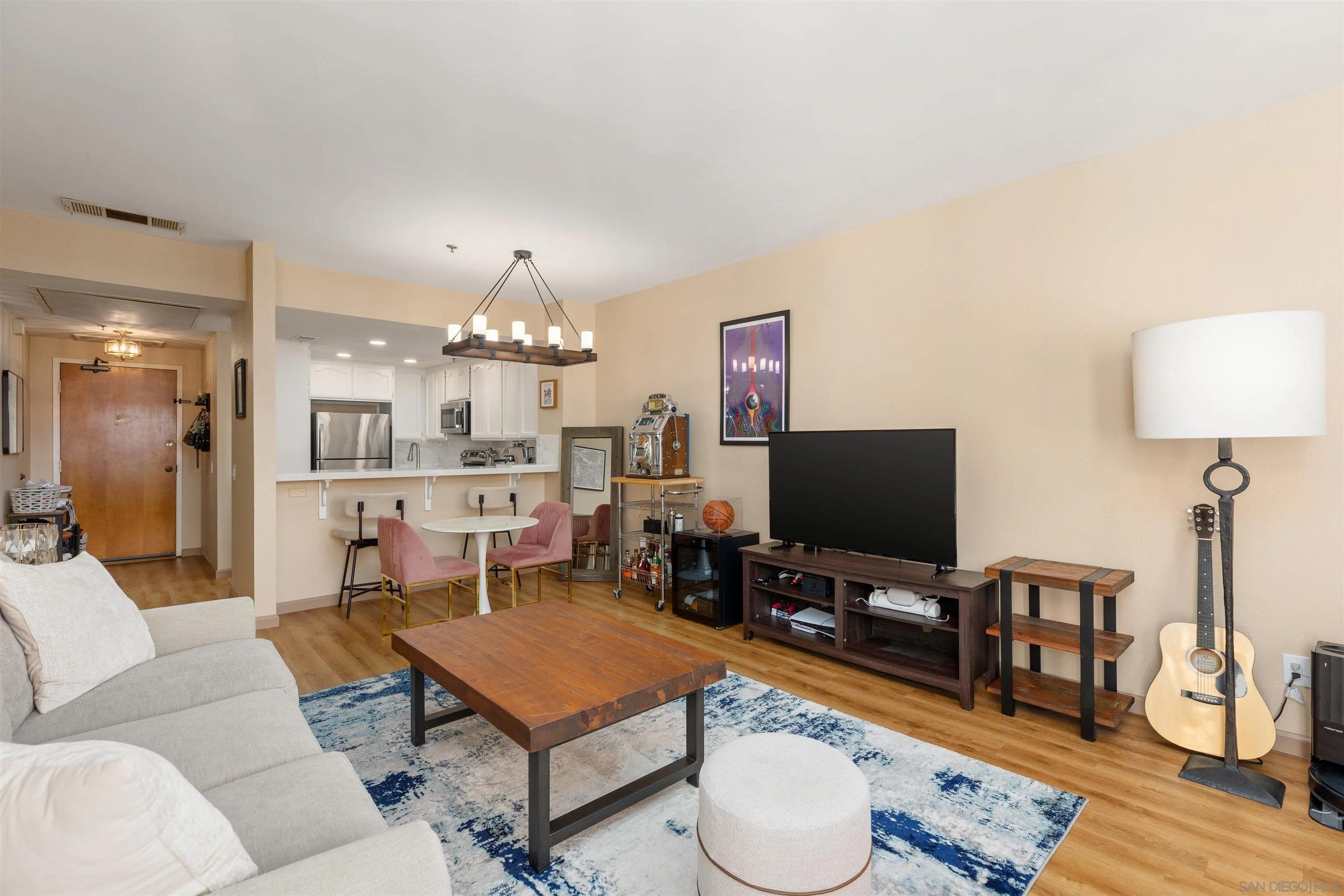 5845 Friars Road 1408