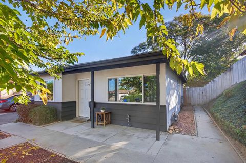 3548 De Leone Rd San Marcos CA 92069