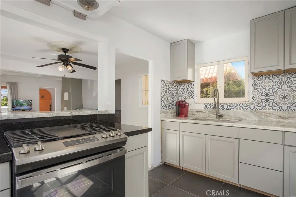251 Avenida Del Mar