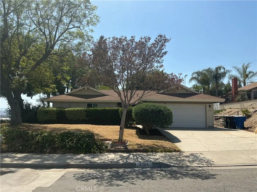 Photo of 6585 Shannon Rd, Riverside, CA 92504 (MLS # CV26112852)