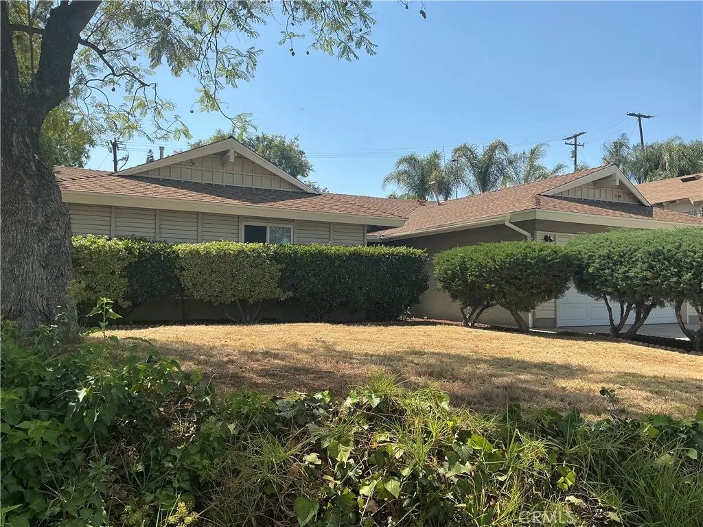 Photo of 6585 Shannon Rd, Riverside, CA 92504 (MLS # CV26112852)
