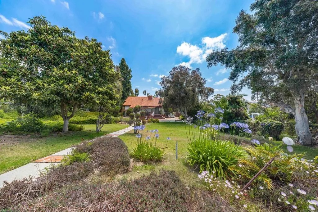 245 Loma Corta Drive