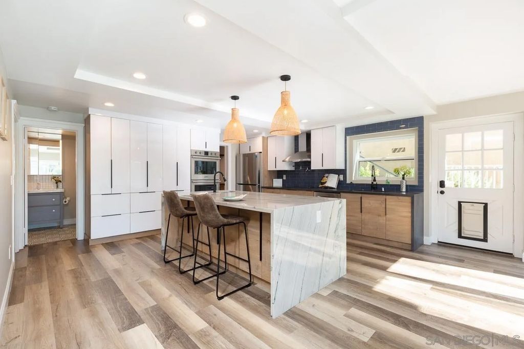 Photo of 913 Johnson Ave, San Diego, CA 92103 (MLS # 250045520)