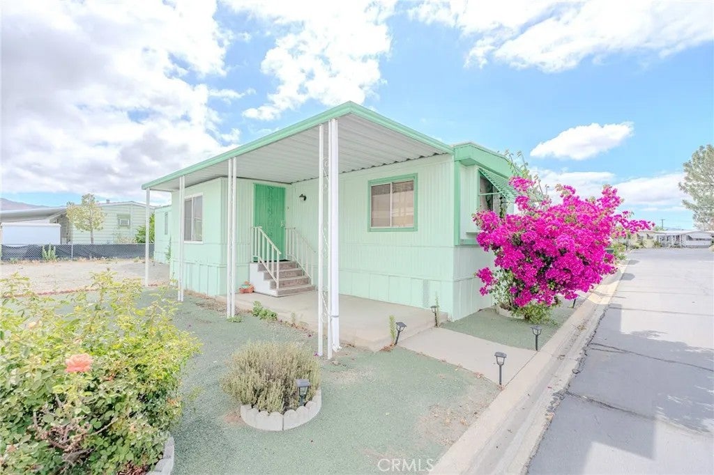 Photo of 1499 Old Mountain, San Jacinto, CA 92583 (MLS # IG26138865)