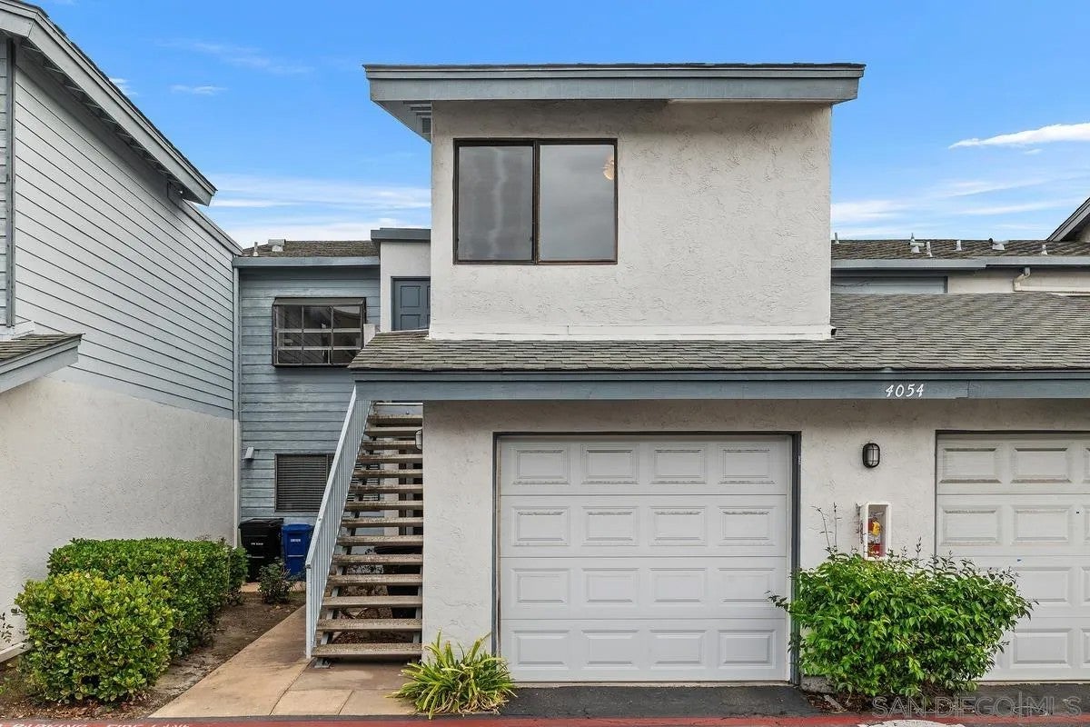 4054 Nobel Drive 204