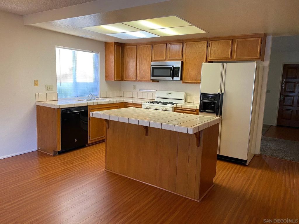 Photo of 9888 Dauntless St, San Diego, CA 92126 (MLS # 260007341)