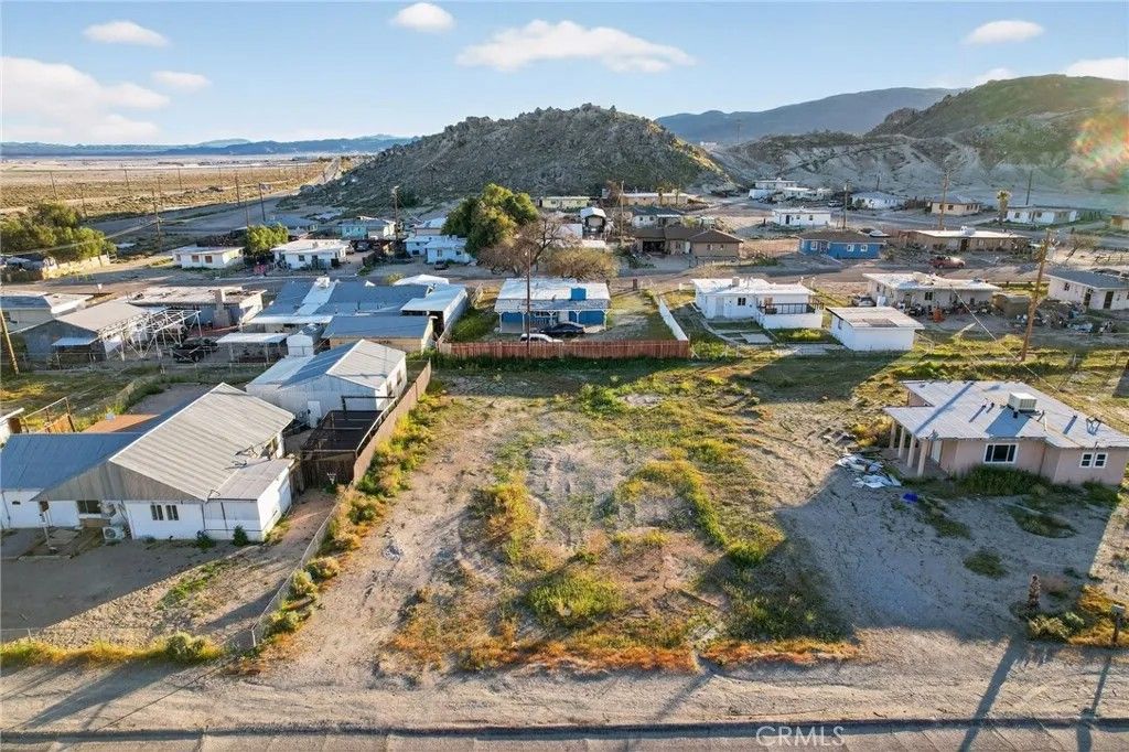 Photo of 13797 Sutter St, Trona, CA 93562 (MLS # SW26041590)