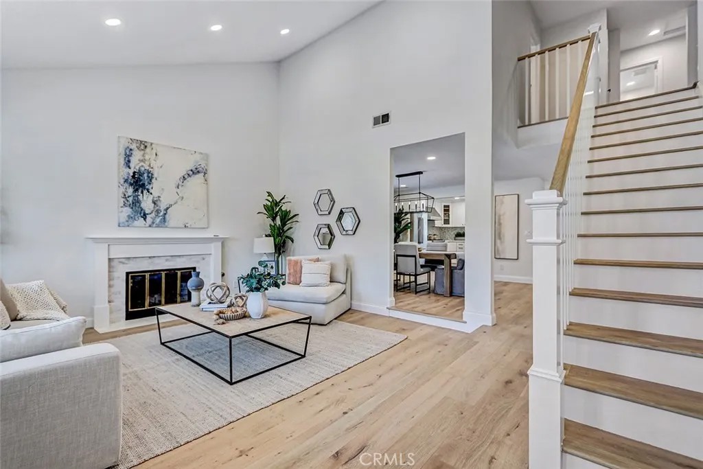 1801 Harriman Lane