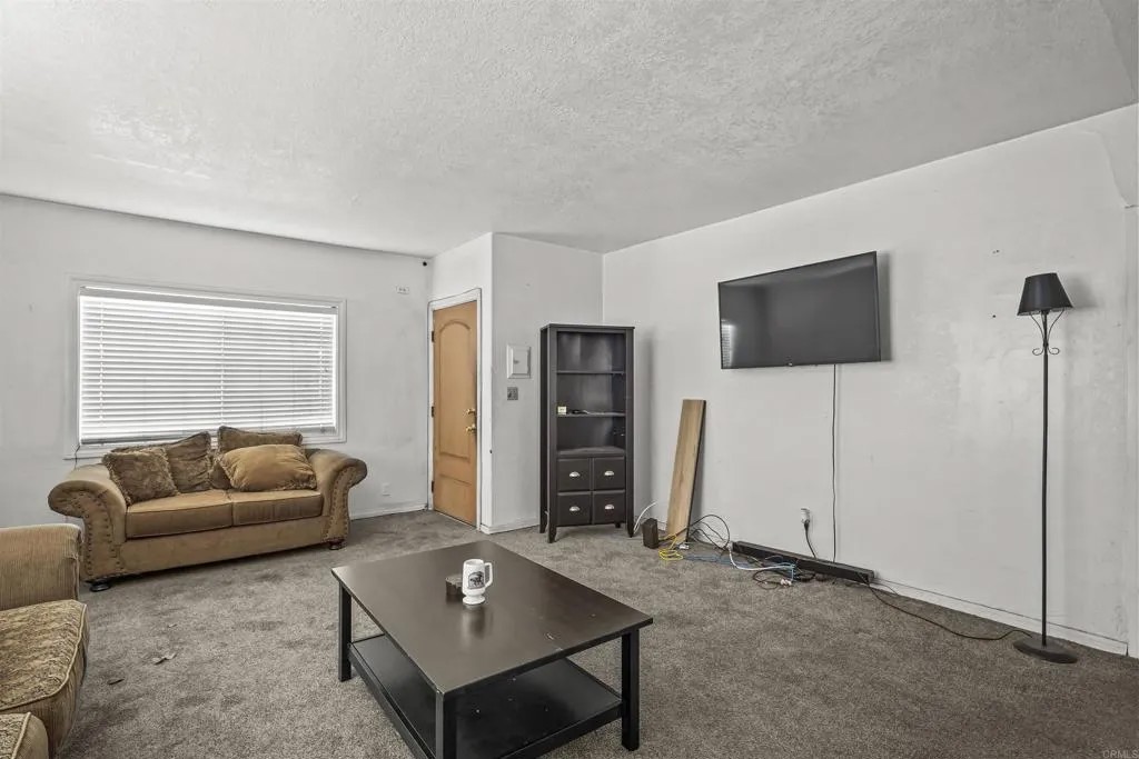 127 W 5Th Avenue