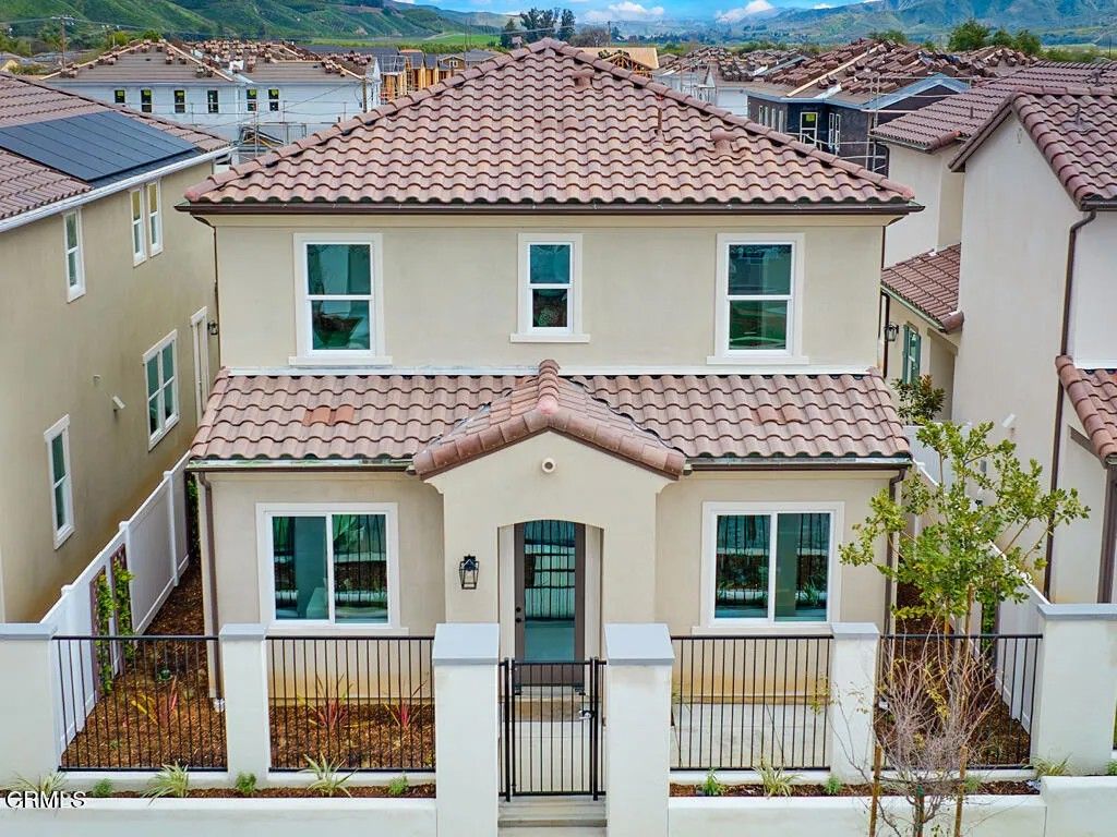 Photo of 115 Yellow Birch Lane, Piru, CA 93040 (MLS # V1-33587)