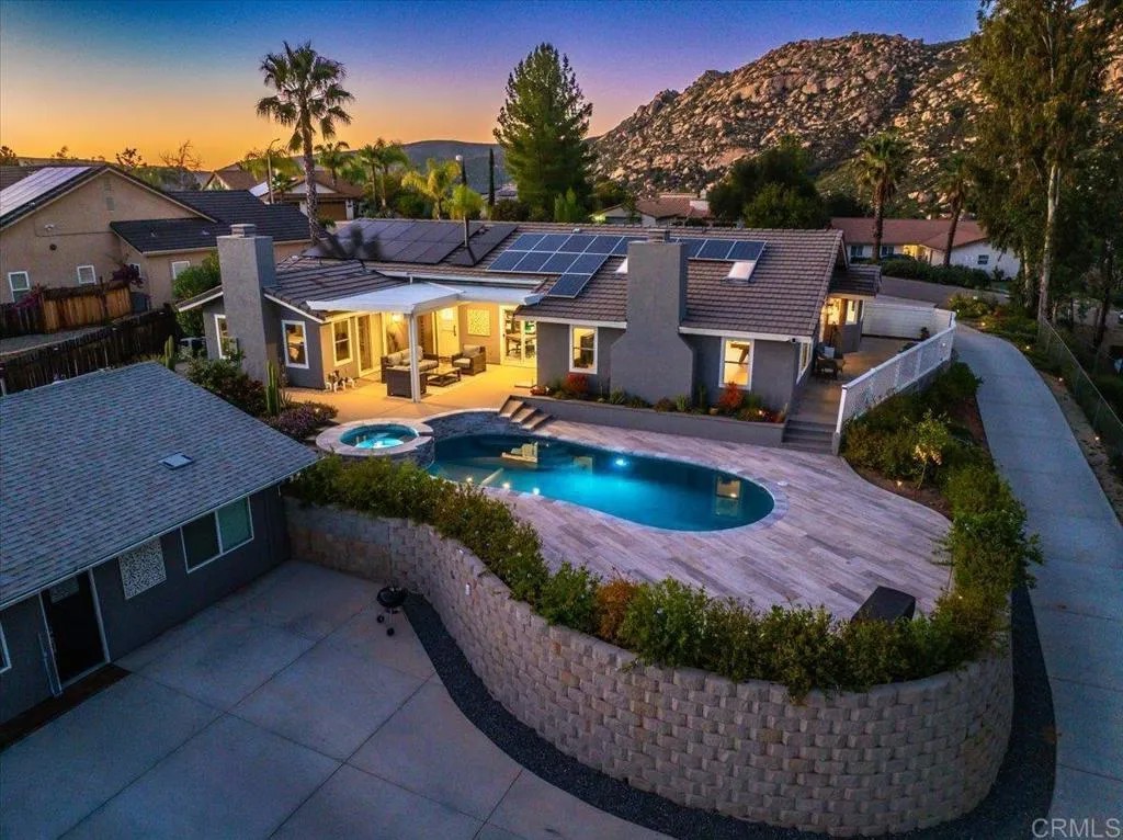 15715 Ziegler Court