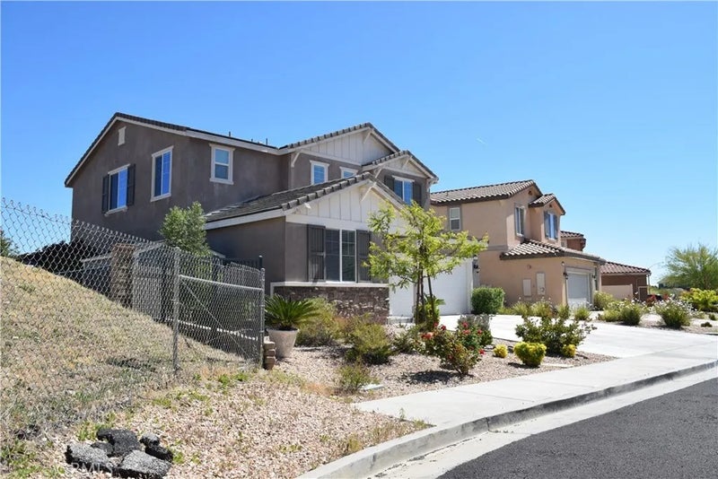 2901 Bracken Way