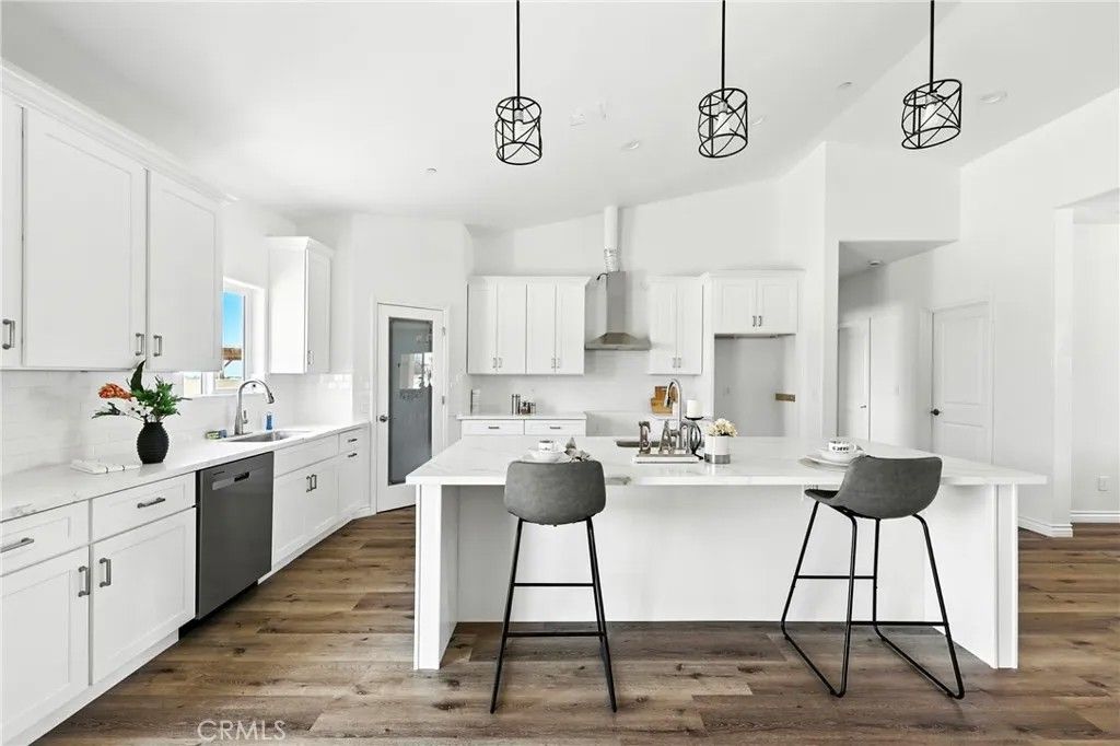 Photo of 16920 Danbury Ave, Hesperia, CA 92345 (MLS # PW25266813)