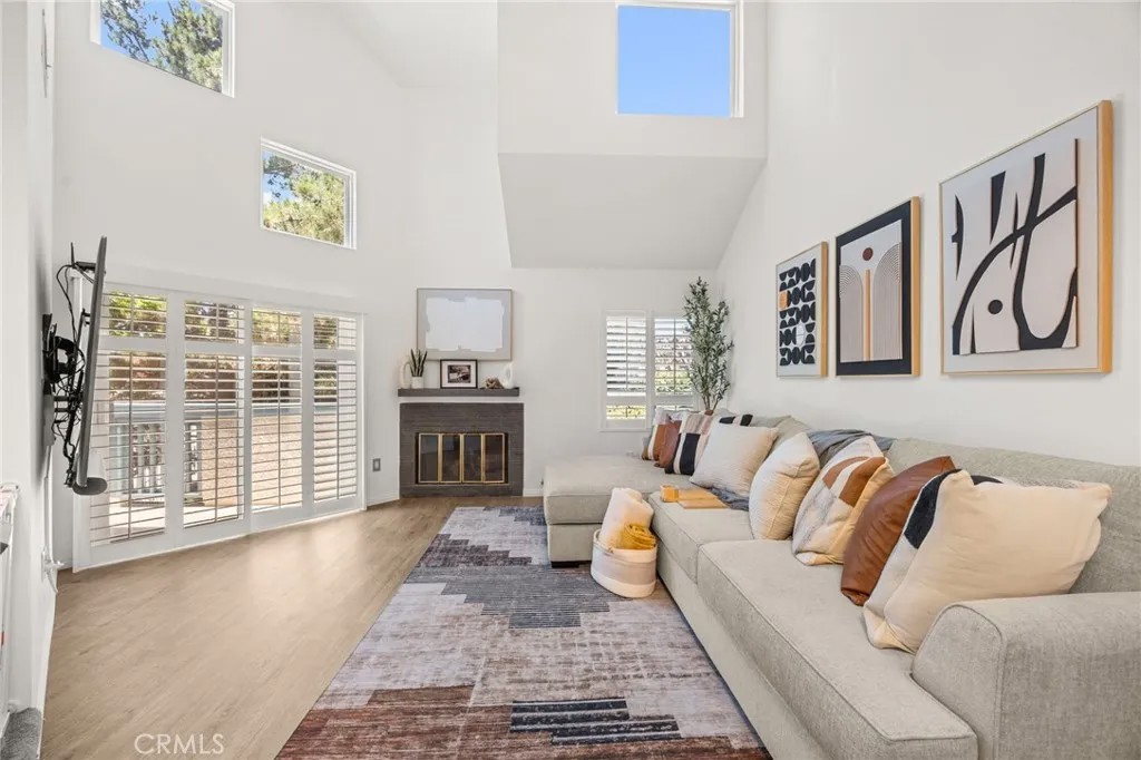 1380 W Capitol 307