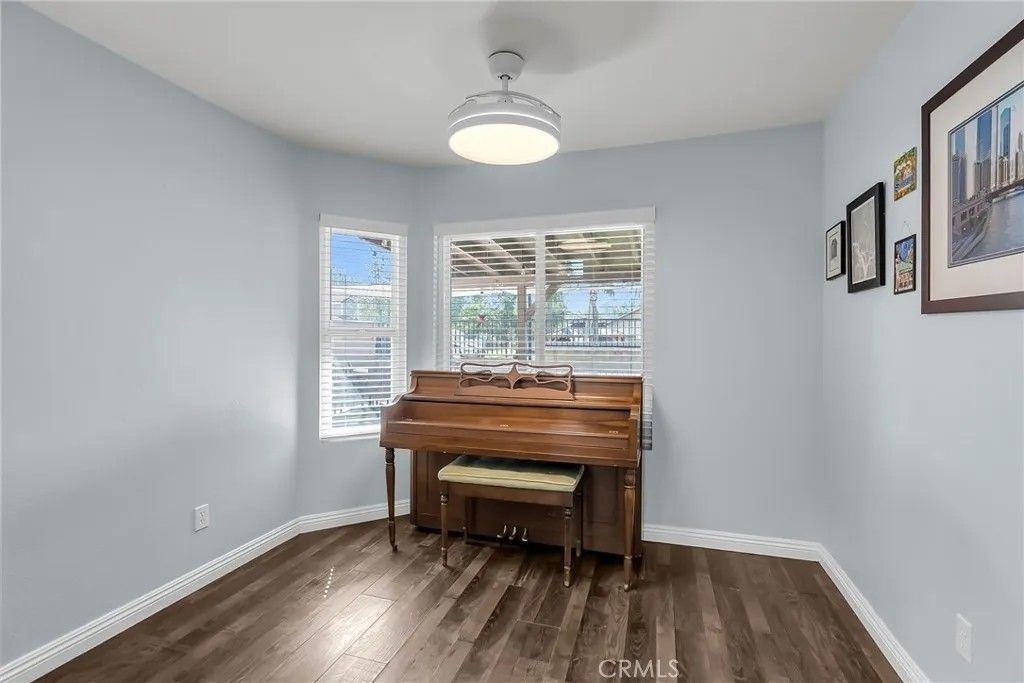 Photo of 1105 W Victoria St, Rialto, CA 92376 (MLS # IV26055458)