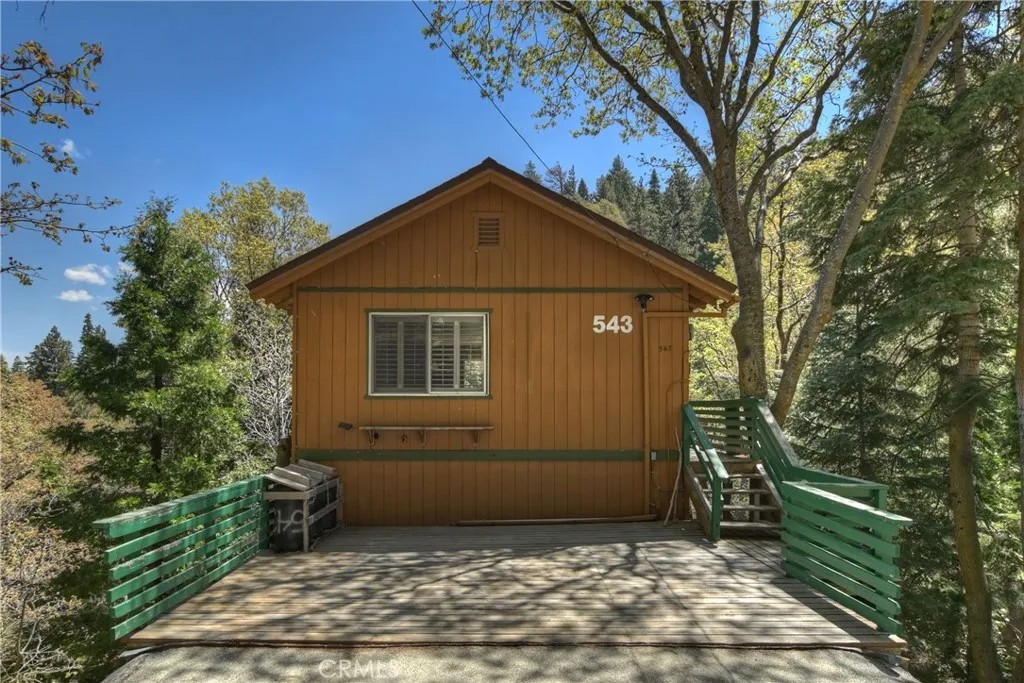 543 Community Drive