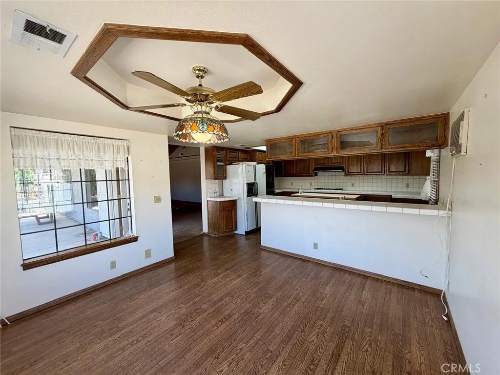 14397 Ironsides Lane